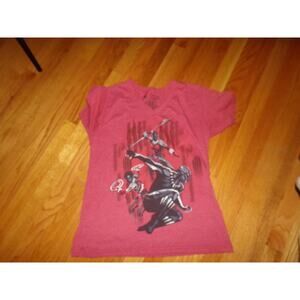 Disney/Marvel women's Black‎ Panther t shirt XL v neck short sleeves red
